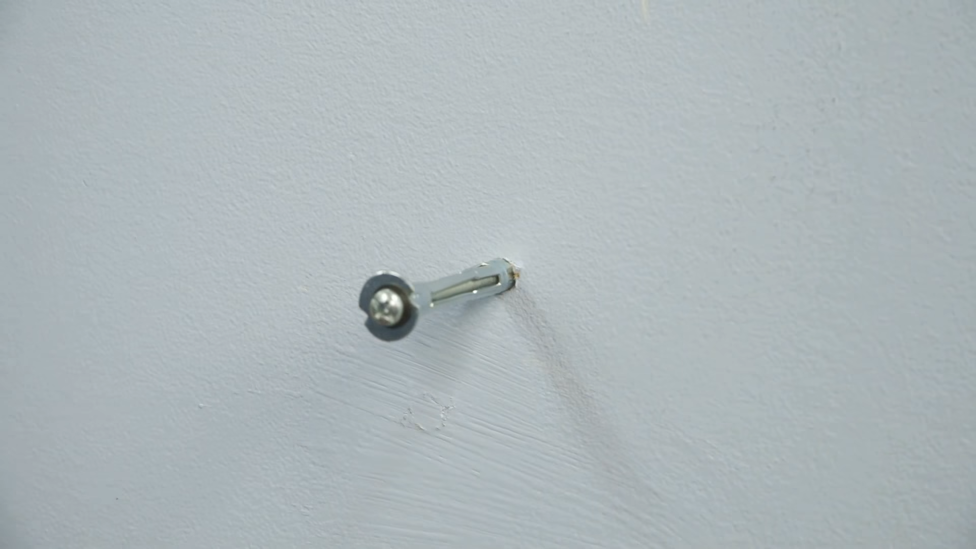 How to Remove a Toggle Bolt? ToolsProfy