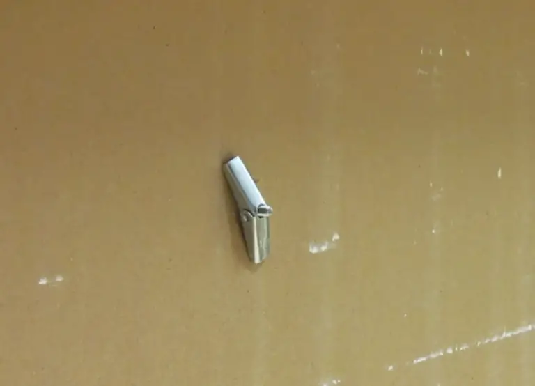 How to Remove a Toggle Bolt? ToolsProfy