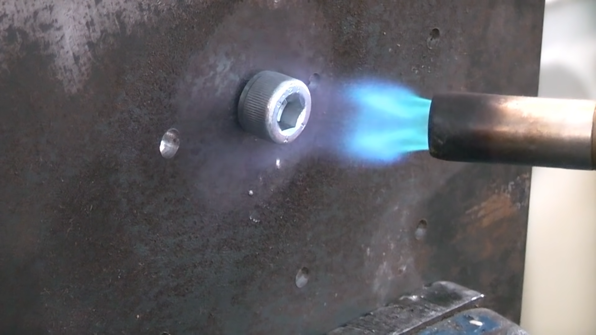 How to Remove Hex Screws? ToolsProfy