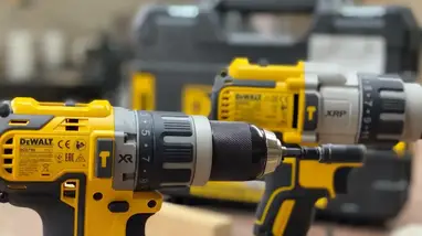 Dewalt dcd999 vs discount dcd996