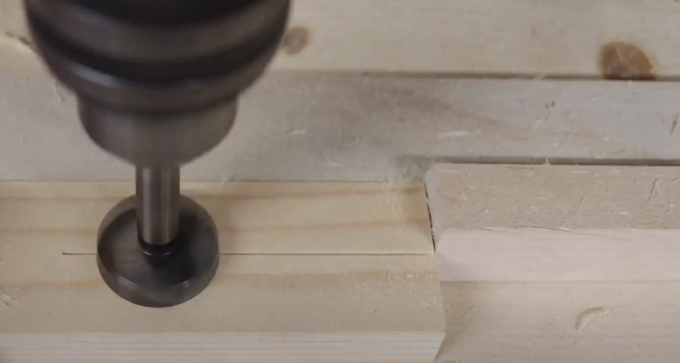 How to Drill a Hole in the Center of a Dowel? ToolsProfy