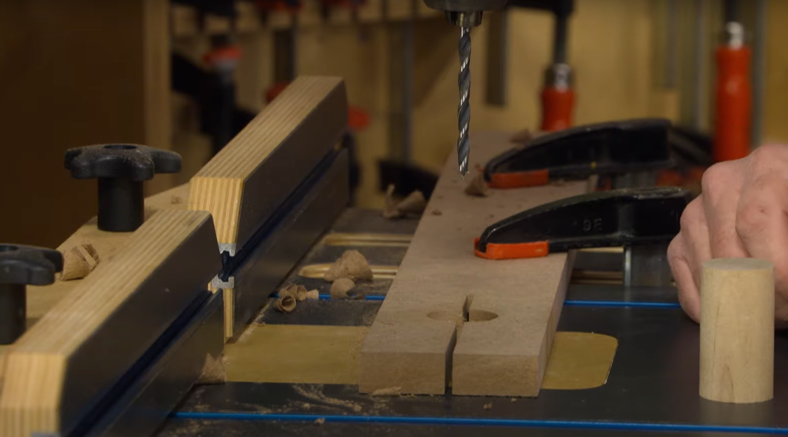 How to Drill a Hole in the Center of a Dowel? ToolsProfy
