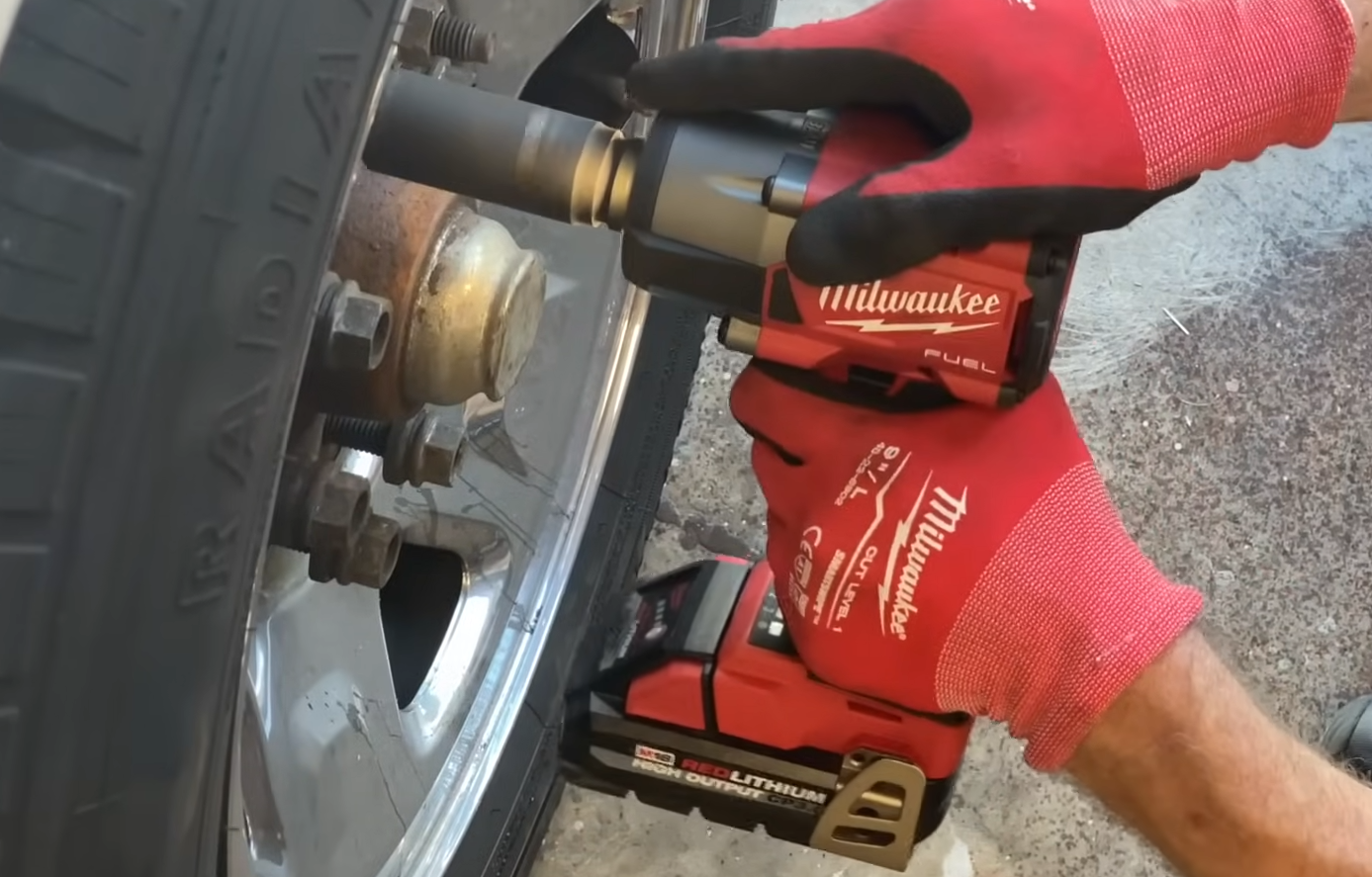 Breaker Bar vs. Impact Wrench Which is Better? ToolsProfy