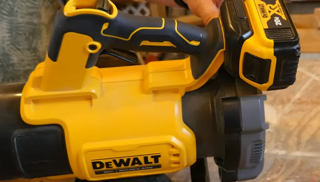 Common Issues With DeWalt 20V Blower