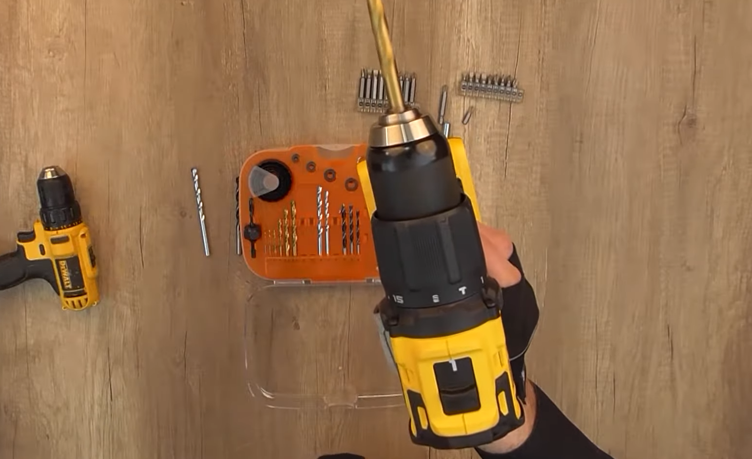 How to Change a Drill Bit on a DeWalt? - ToolsProfy