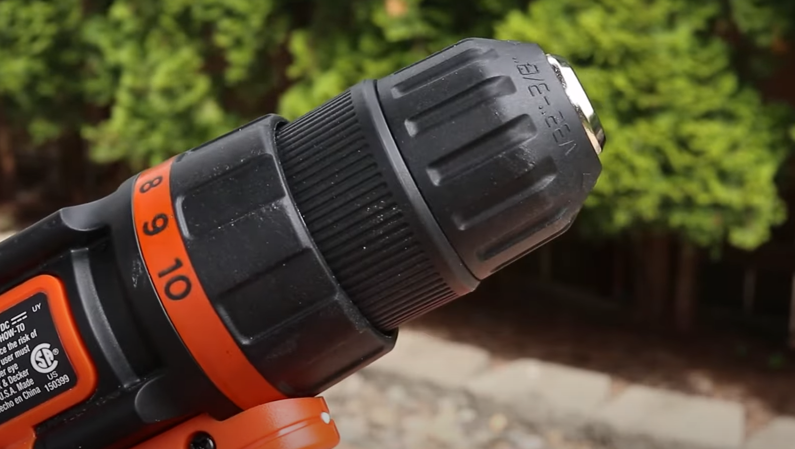 How to Put a Drill Bit in a Black and Decker Drill? ToolsProfy