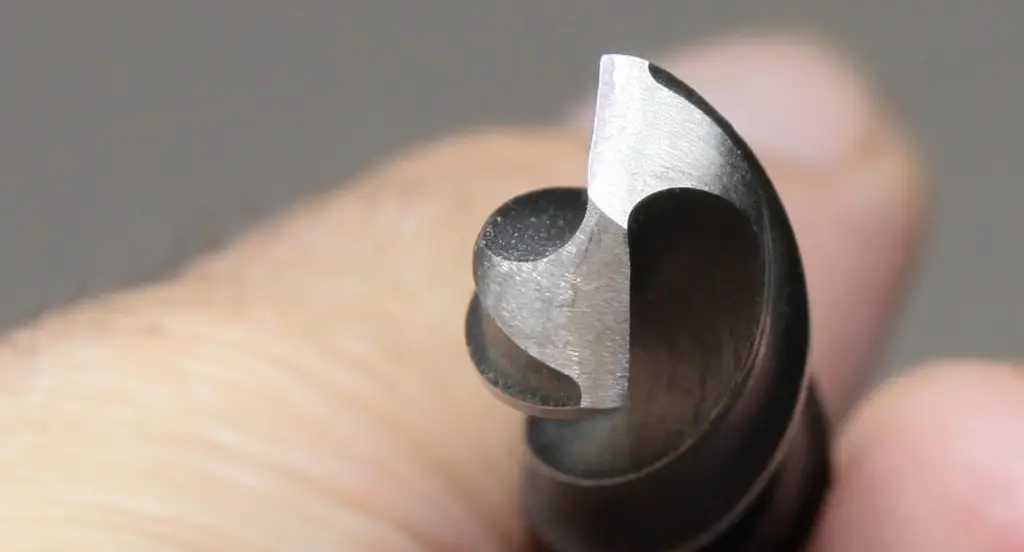 7 Easy Steps on How to Sharpen Drill Bits with a File