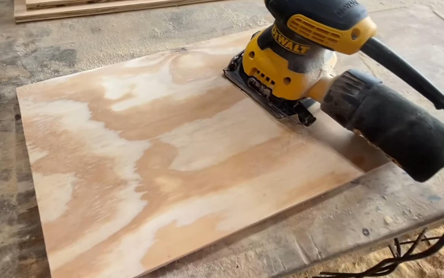 Palm Sander vs. Orbital Sander Which is Better? ToolsProfy