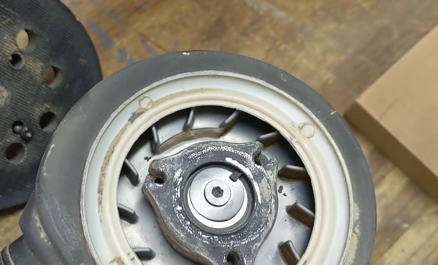 Sheet Sander vs. Orbital Sander Which is Better? ToolsProfy