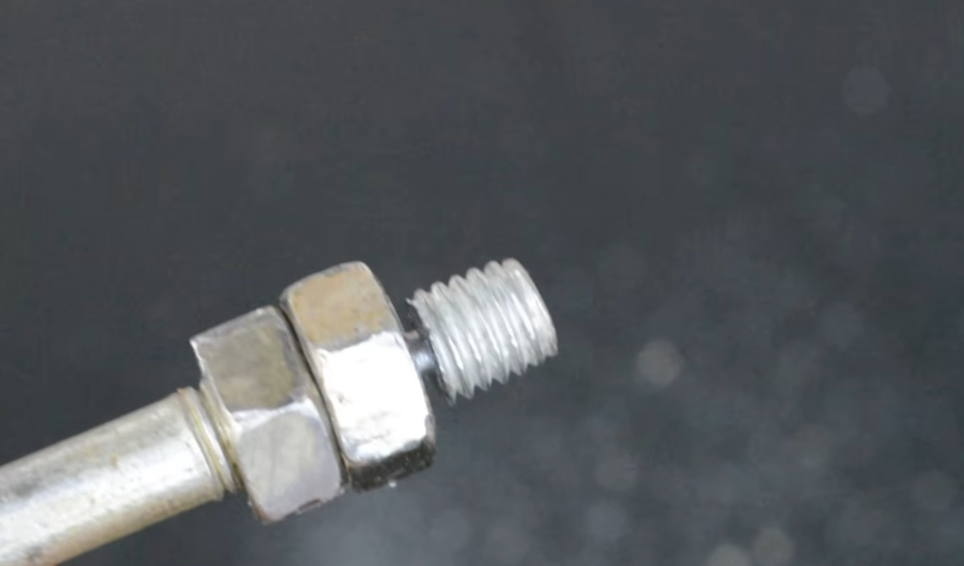 How to Cut a Chain Without Bolt Cutters? ToolsProfy