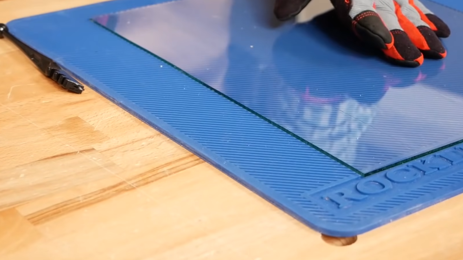 How to Cut a Mirror Without a Glass Cutter? ToolsProfy
