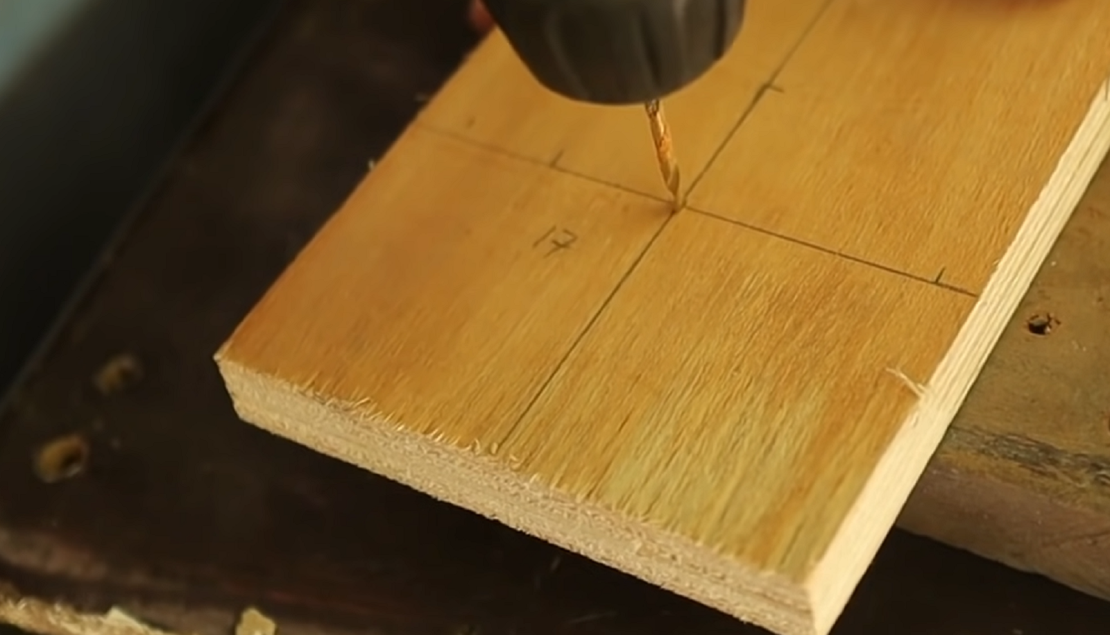 How to Cut Dowel Rods Without a Saw? ToolsProfy