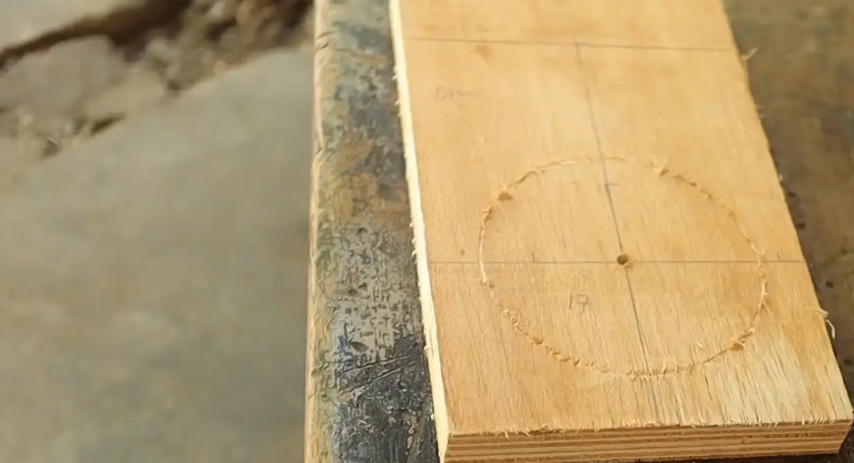 How to Cut Dowel Rods Without a Saw? ToolsProfy