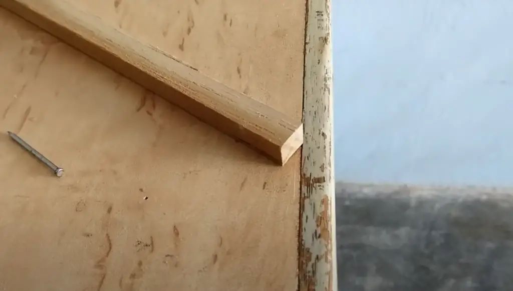 Tips in Cutting Dowel Rods