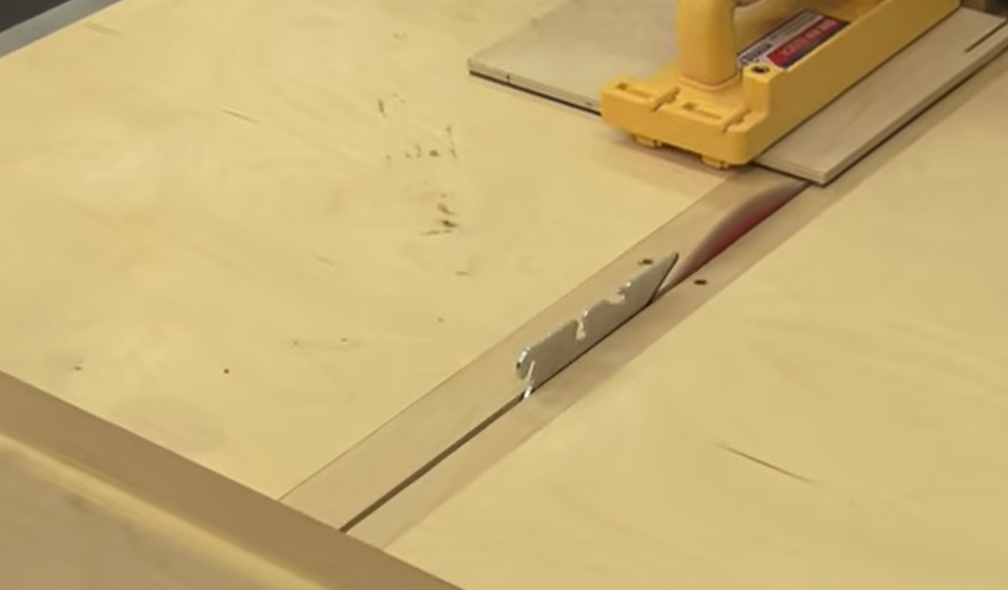How to Cut Hard Plastic Without a Saw? ToolsProfy