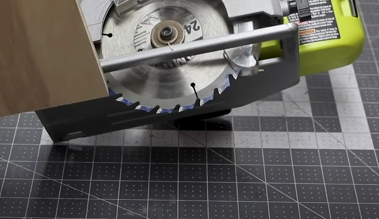 How to Cut Paneling Without a Saw? ToolsProfy