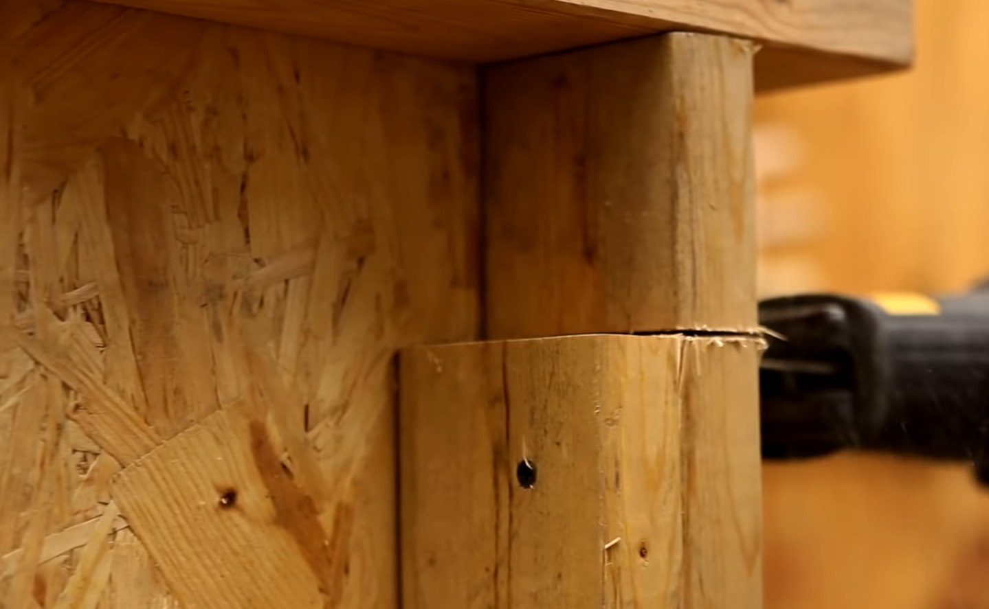 How to Cut a Straight Line With a Sawzall? ToolsProfy