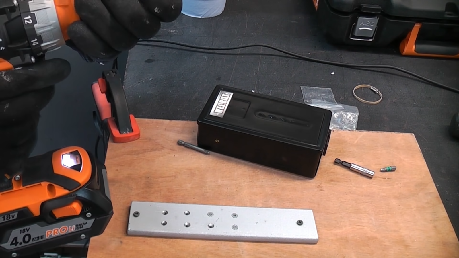 How to Remove a Stripped Torx Screw? ToolsProfy