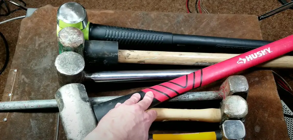 Sledge Hammer vs. Mallet What’s the Difference? ToolsProfy