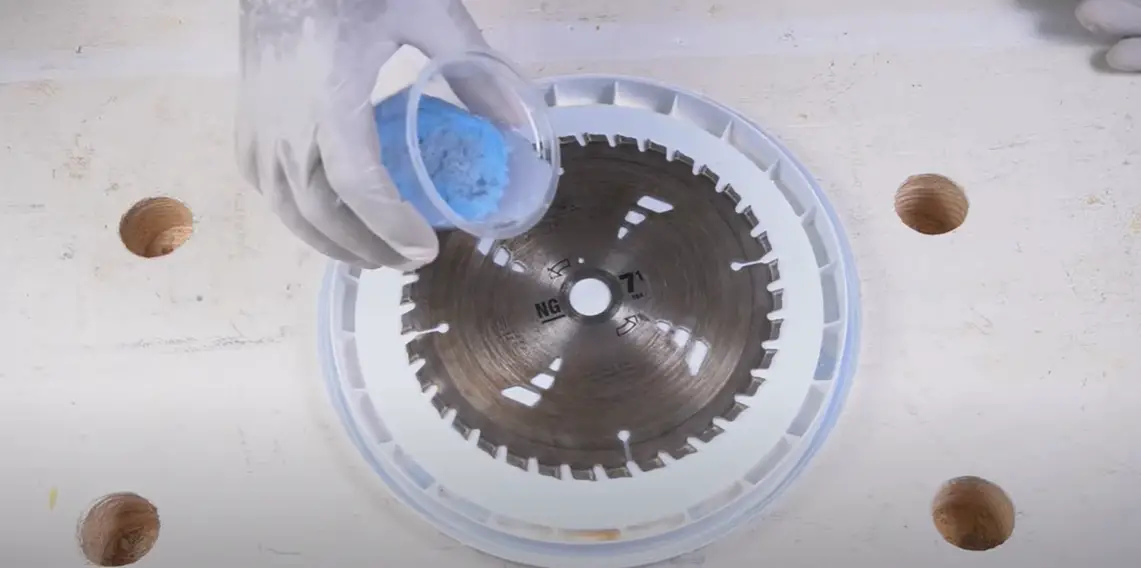 How to Clean Circular Saw Blades? ToolsProfy