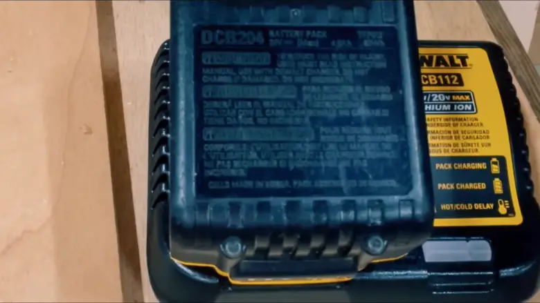 DeWalt 20V Battery Not Charging: How to Fix? - ToolsProfy