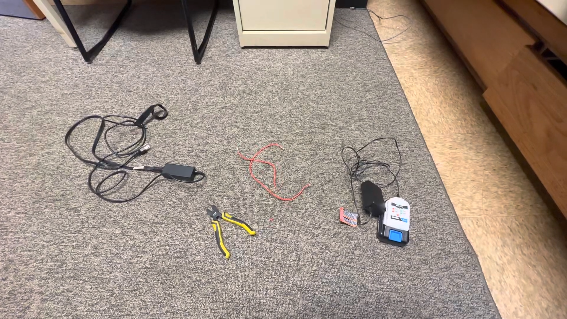 Hart 40V Battery Charger Flashing Red What to Do? ToolsProfy