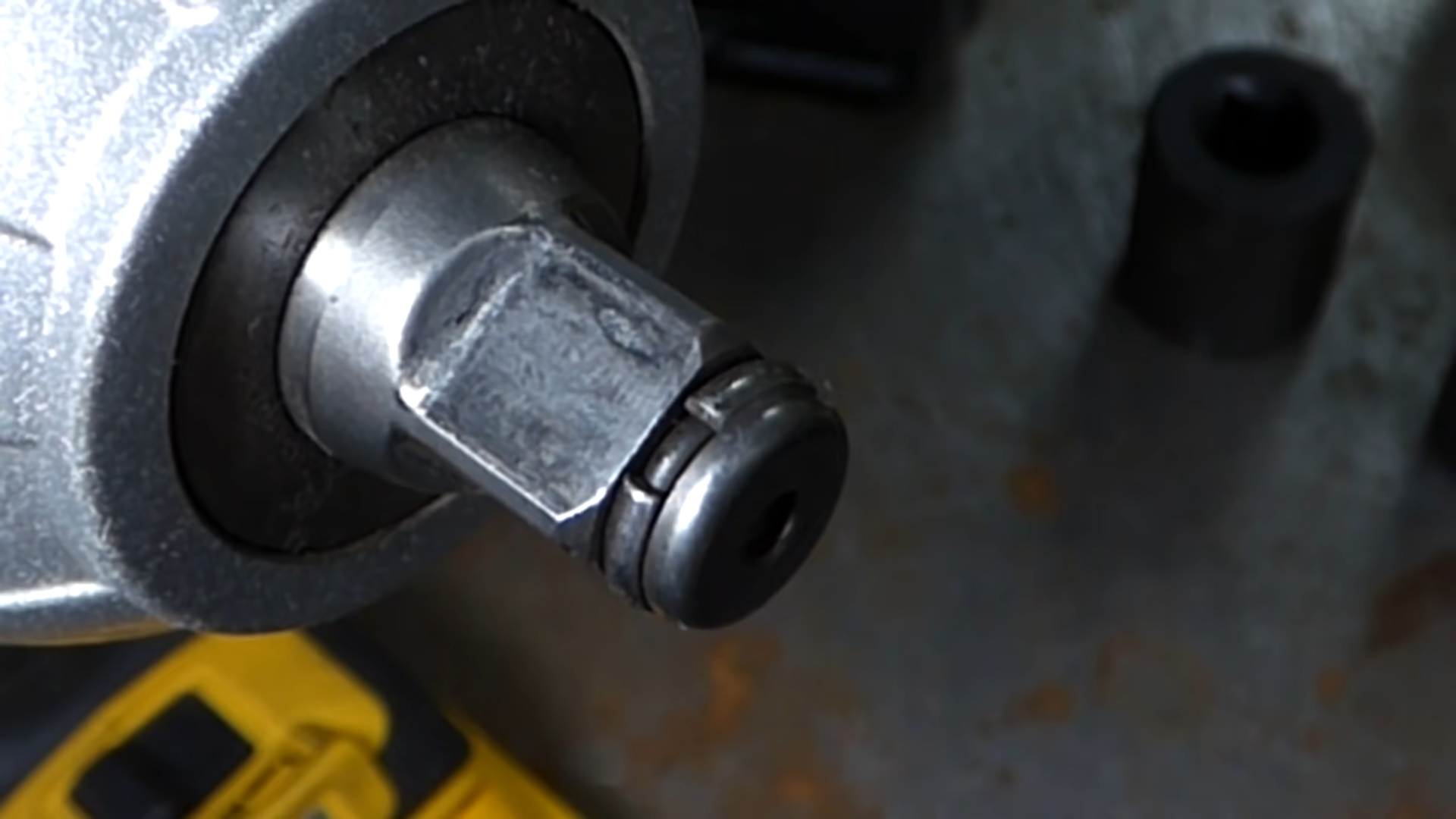 How to Put a Socket on an Impact Wrench? ToolsProfy