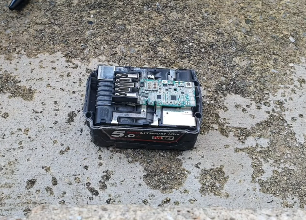Milwaukee M18 Battery Not Charging: How to Fix? - ToolsProfy