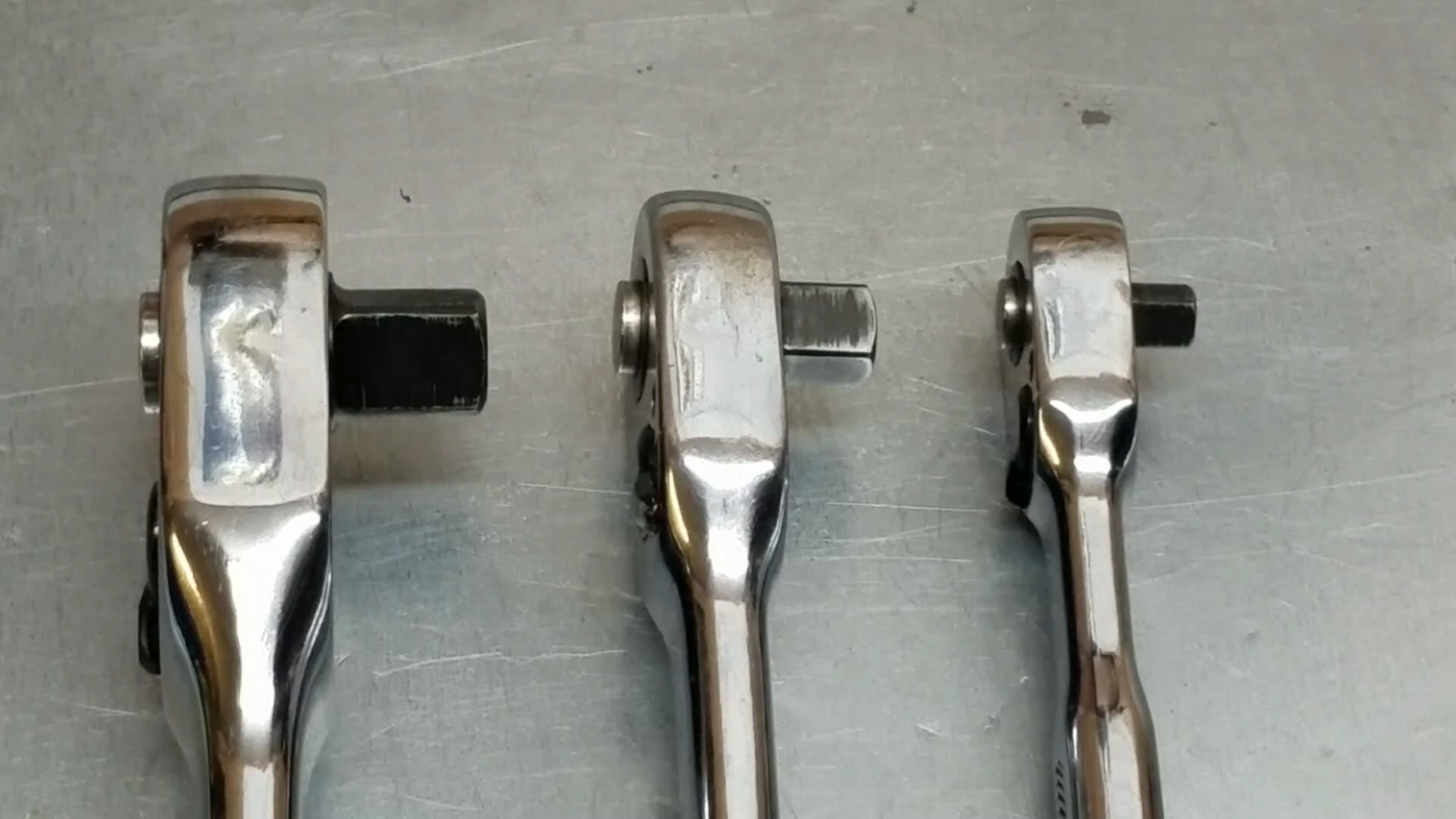 Socket Wrench vs. Torque Wrench What’s the Difference? ToolsProfy