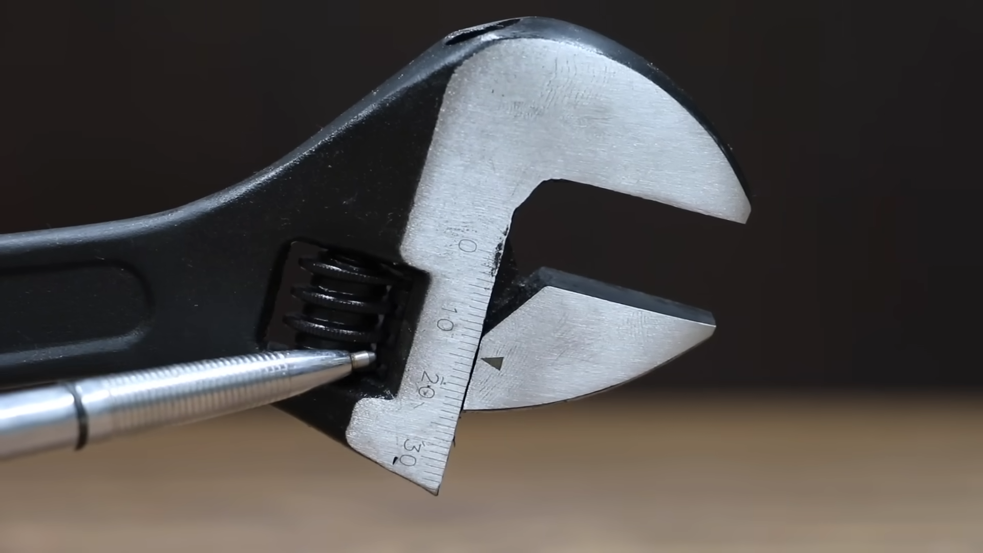 what-is-an-adjustable-wrench-toolsprofy